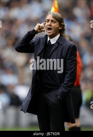 ROBERTO MANCINI MANCHESTER CITY V Everton FC ETHIAD STADIUM MANCHESTER EN ANGLETERRE 24 Septembre 2011 Banque D'Images