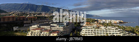 Blick von Puerto de la Cruz Punta Brava auf - malerisches Dorf auf den Eliza, Teneriffa, Spanien, Los Realejos Banque D'Images