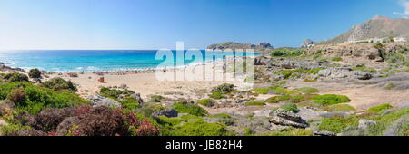 La plage de Falassarna a remporté des prix pour être la plus belle plage de Crète et est toujours l'une des dix meilleures plages d'Europe, avec ses merveilleux, sable blanc et chaud, eau cristalline. Banque D'Images