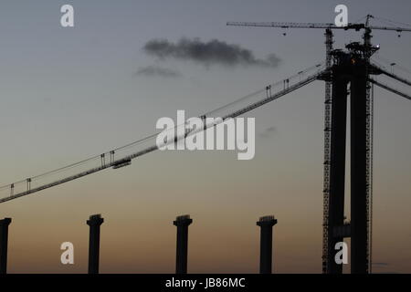 Coucher du soleil à Katembe mozambicain de Maputo,construçao ponte katembe,porto de Maputo. Banque D'Images