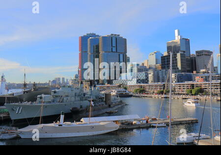 Le HMAS Vampire dans Darling Harbour à Sydney en Australie. Le HMAS Vampire est l'un des premiers navires construits entièrement soudées en Australie. Banque D'Images