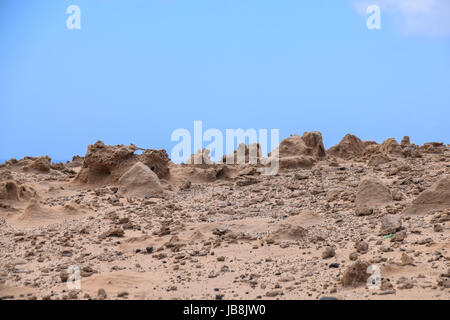 À semblable à la vie sur Mars avec l'érosion et des formes dans le paysage de sable à Ponta da Canaveira, Porto Santo, Madère Banque D'Images