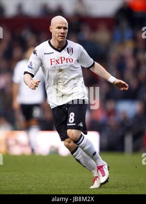 ANDREW JOHNSON FC Fulham FC Fulham VILLA PARK BIRMINGHAM ENGLAND 05 Février 2011 Banque D'Images