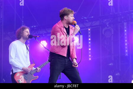 Newport, île de Wight, au Royaume-Uni. 9 juin, 2017. Isle of Wight Festival Jour 2 - groupe britannique Kaiser Chiefs d'effectuer à l'OIEAU Festival, Seaclose Park Newport 9 juin 2017, UK : Crédit photographique DFP/Alamy Live News Banque D'Images