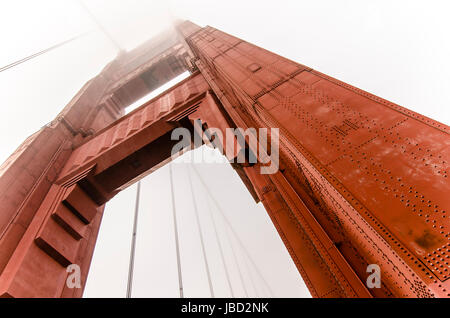 À la grande, grande et grandiose de la structure du pont Golden Gate Banque D'Images