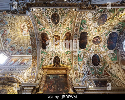 Bergame, ITALIE - 28 avril 2017 : Intérieur de Duomo di Bergamo en Italie. Cette cathédrale est dédiée à Saint Alexandre de Bergame, saint patron de la Banque D'Images