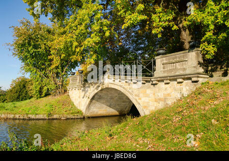 Woerlitzer Wolfsbruecke - Parc de motifs anglais wolfsbridge Woerlitz 01 Banque D'Images