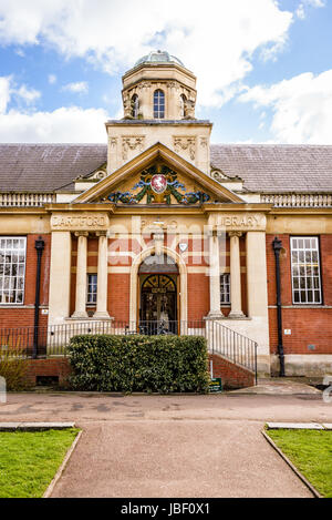 Dartford Public Library, Central Park, Market Street, DARTFORD, KENT Banque D'Images