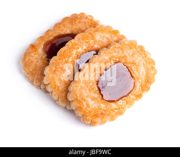 Les cookies avec farce isolé sur fond blanc Banque D'Images