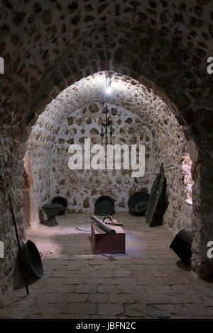 Le musée à l'intérieur du monastère orthodoxe oriental de la Croix construit au XIe siècle, situé dans la vallée de la Croix à Jérusalem-Ouest Israël Banque D'Images