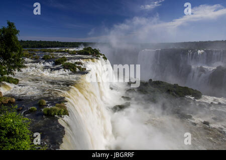 Chutes d'Iguaçu Argentine et Brésil Banque D'Images