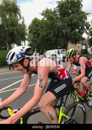 IPC World Triathlon Vélo Leeds Alastair et Jonny Brownlee Brownlee Brothers en tête Banque D'Images