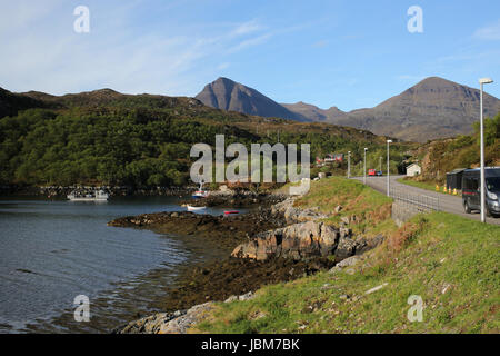 Village Kylesku dans les Highlands écossais, sur les rives du Loch Glendhu l'Ecosse sur la côte nord route 500 Banque D'Images