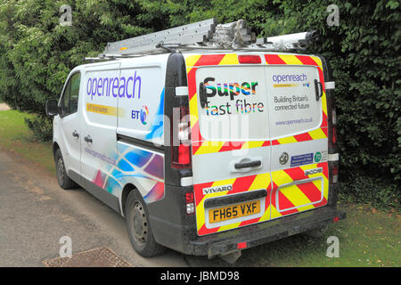 Portée ouverte, BT véhicule, van, 2015, Super rapide à large bande de fibre, British Telecom, England, UK Banque D'Images