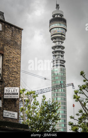 La BT Tower à Fitzrovia, Londres, Angleterre, Royaume-Uni Banque D'Images