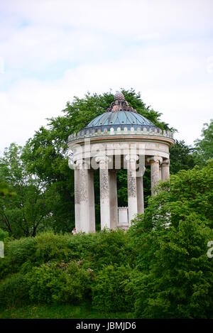 Monopterus en jardin anglais - Munich - bayern Banque D'Images