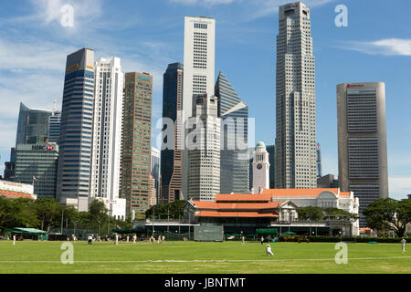 Une vue générale d'un match de cricket joué à Singapour de la presse photo. Photo date : Samedi 3 juin 2017. Banque D'Images
