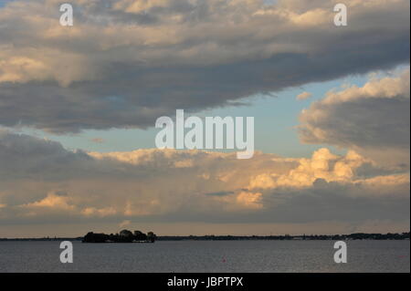 Seascape sur Wilhelmstein, Steinhude Meer,Allemagne. Banque D'Images