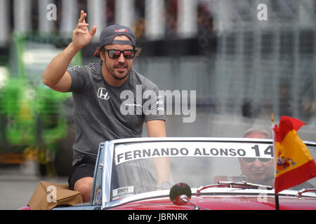 Montréal,Canada,11 juin,2017. Pilote de Formule 1 Fernando Alonso à la parade des pilotes au Grand Prix de Montréal 2017 .Crédit : Mario Beauregard/Alamy Live News Banque D'Images