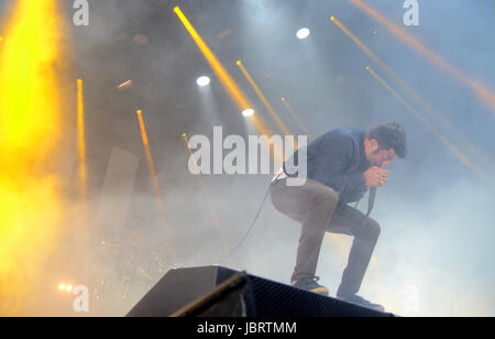 Chicago, Illinois, USA. 9 juin, 2017. Le chanteur Chino Moreno de Deftones le groupe effectue à Huntington Bank au pavillon de l'île au nord de Chicago, Illinois. Ricky Bassman/Cal Sport Media/Alamy Live News Banque D'Images