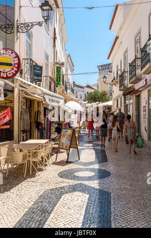 L'Europe, Portugal, Algarve, Lagos, pelican crossing, shopping, personne, , Europa, Fussgaengerzone, foto, Menschen Banque D'Images