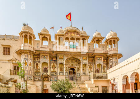 Temple de l'hindouisme dans l'état du Rajasthan en Inde Mandawa Banque D'Images