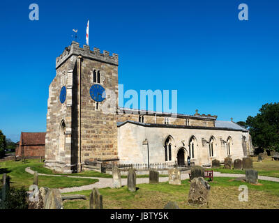 Église paroissiale de St Andrews un bâtiment classé de catégorie I datant Retour au XIVe siècle à Aldborough près de Boroughbridge Yorkshire Angleterre Banque D'Images