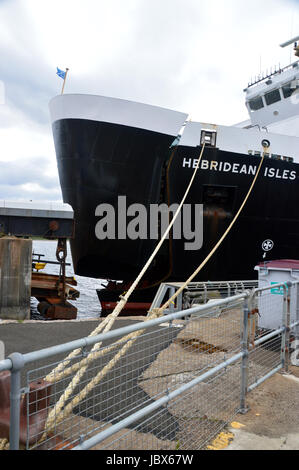 A Broken Bow le Caledonian MacBrayne porte sur les îles Hébrides Ferry Islay à Kennacraig, 02/06/17, les Highlands écossais, Ecosse, Royaume-Uni. Banque D'Images
