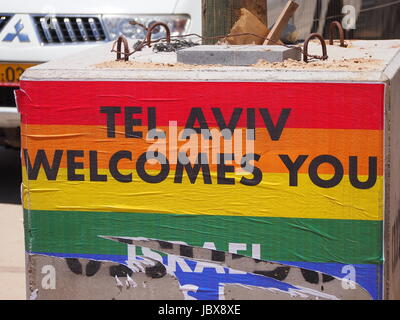 Un signe de bienvenue de la gay pride de Tel Aviv Banque D'Images