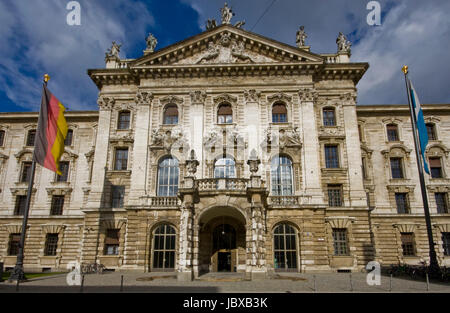 Palais de justice de Munich, Allemagne (vue de l'Prielmayerstrasse) Banque D'Images