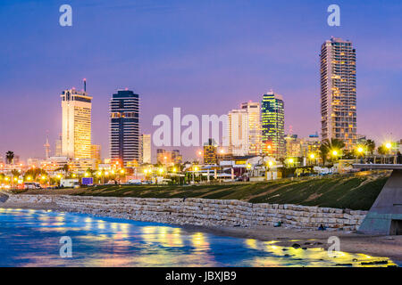 Tel Aviv, Israël sur les toits de la Méditerranée. Banque D'Images