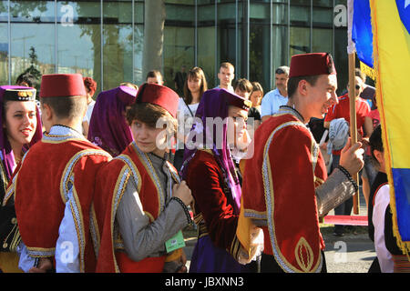 Costume de danse folklorique bosniaque na Banque D'Images