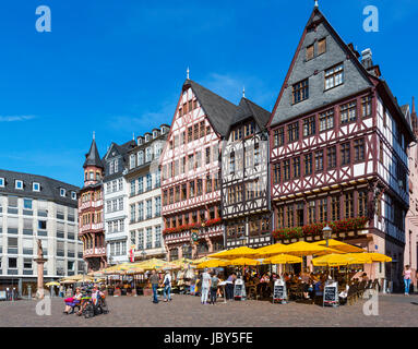 Maisons traditionnelles sur le Römerberg, Francfort, Allemagne Banque D'Images