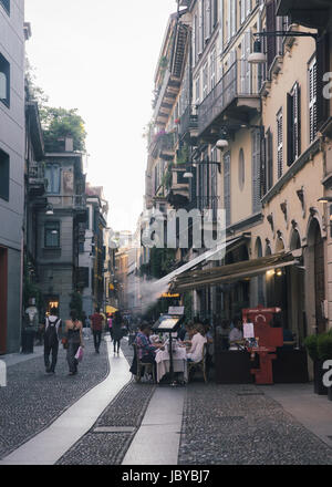 Via Brera Brera street centre de Milan Lombardie Italie Europe Banque D'Images