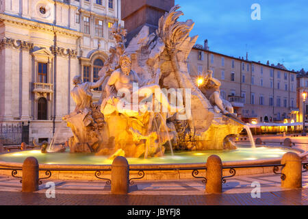 La place Navone le matin, Rome, Italie. Banque D'Images