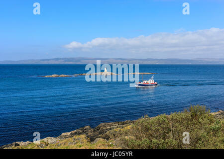 Western Isles MV retourne au port de Mallaig, Ecosse Banque D'Images