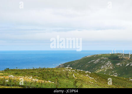 Parc éolien sur Cape Vilan, Costa da Morte, en Galice, Espagne Banque D'Images