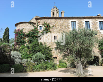 Cour intérieure de l'époque médiévale estate en Catalogne, Espagne Banque D'Images