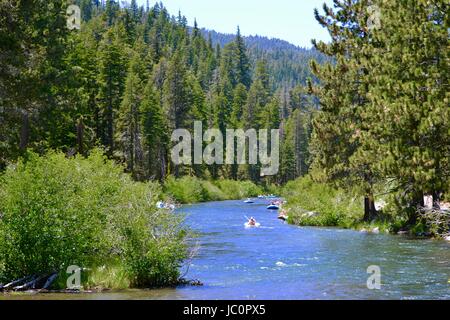 Truckee River, Lake Tahoe, California Banque D'Images