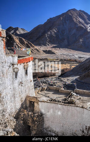 Vue panoramique depuis le haut de Chemrey au Ladakh monastère Banque D'Images