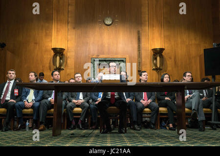 Washington, USA. 13 Jun, 2017. Secrétaire du Trésor Steven Mnuchin témoigne devant le Comité du budget du Sénat d'examiner le projet de budget pour l'exercice 2018 et demande des propositions de recettes. Credit : ZUMA Press, Inc./Alamy Live News Banque D'Images