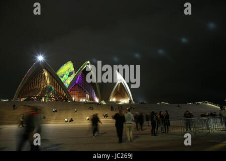 Sydney, Australie. 13 Juin, 2017. Vivid Sydney se tiendra du 26 mai au 17 juin. Sur la photo : l'Opéra de Sydney. Crédit : Richard Milnes/Alamy Live News Banque D'Images