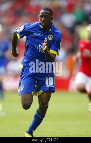 SANCHEZ WATT LEEDS UNITED FC CITY GROUND NOTTINGHAM ANGLETERRE 15 Août 2010 Banque D'Images