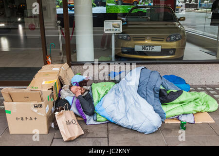 L'Angleterre, Londres, Piccadilly, les habitants de la rue Banque D'Images