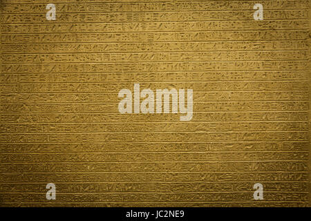 Hiéroglyphe égyptien sur le calcaire, 1500-1200 av. Banque D'Images