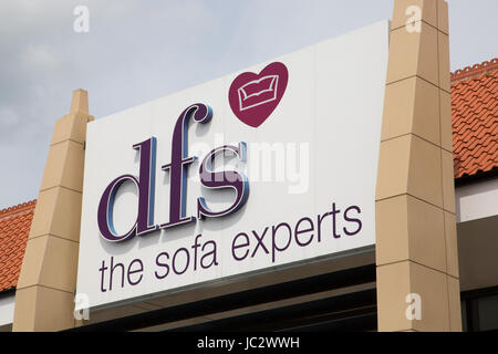 Northampton, UK - Oct 26, 2017: DFS Sofa Experts Logo in Nene Valley Retail  Park Stock Photo