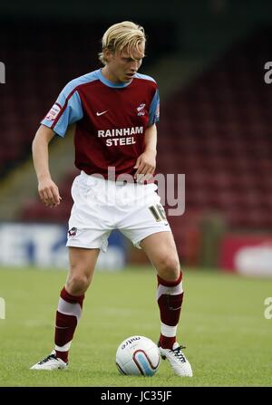 JOSH WRIGHT SCUNTHORPE UNITED FC SCUNTHORPE UNITED FC RUE GLANFORD PARK SCUNTHORPE ANGLETERRE 28 Août 2010 Banque D'Images