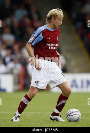 JOSH WRIGHT SCUNTHORPE UNITED FC SCUNTHORPE UNITED FC RUE GLANFORD PARK SCUNTHORPE ANGLETERRE 28 Août 2010 Banque D'Images