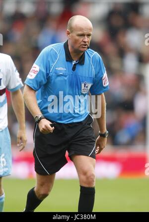 LEE MASON PREMIERSHIP ARBITRE ARBITRE PREMIERSHIP STADE BRITANNIA STOKE ANGLETERRE 18 Septembre 2010 Banque D'Images