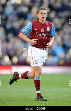 JONATHAN HOGG FC ASTON VILLA ASTON VILLA FC VILLA PARK BIRMINGHAM ENGLAND 13 Novembre 2010 Banque D'Images